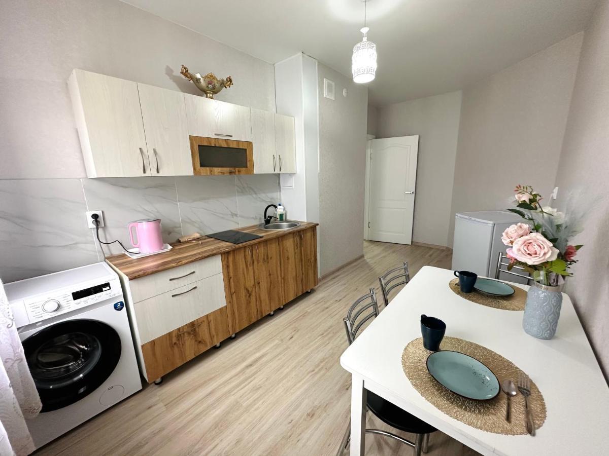1 Комнатная Драмтеатр 1Bedroom Apartment Ustʼ-Kamenogorsk Exteriér fotografie
