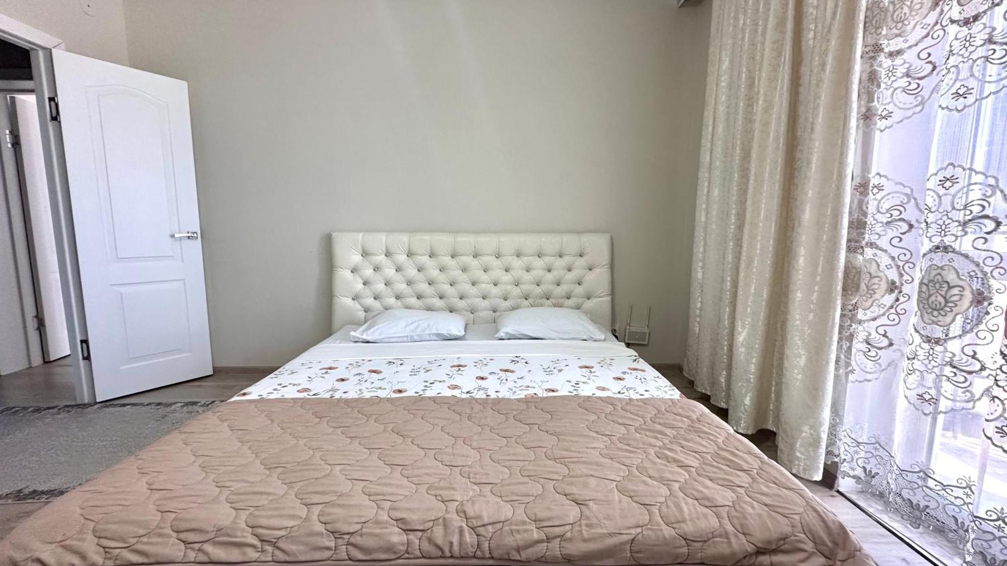 1 Комнатная Драмтеатр 1Bedroom Apartment Ustʼ-Kamenogorsk Exteriér fotografie